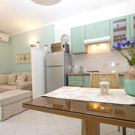 House Sergio 2206